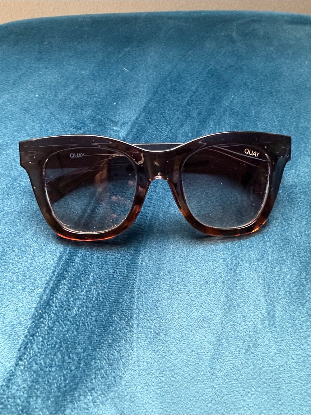 Quay Australia Glossy Black Rectangular Sunglasses